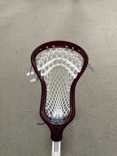 ECD Atom dyed maroon with brand new stringking 5s never used.  (New)