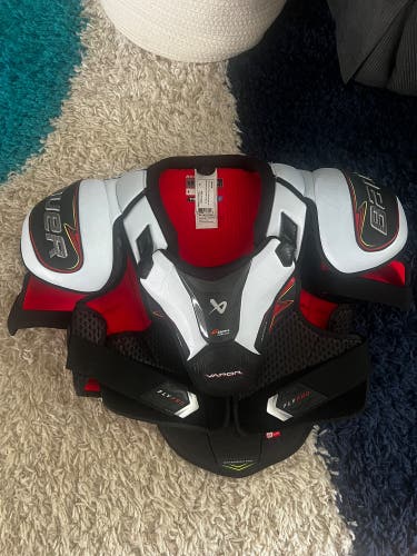 Men's XL Senior Bauer Vapor Flypro Shoulder Pads (New)
