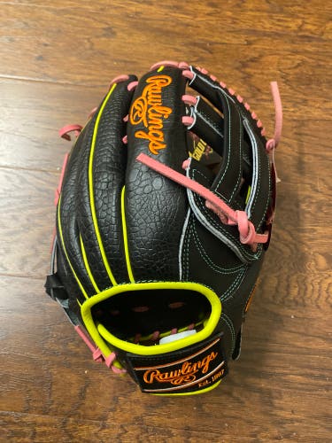 2025 Rawlings Heart of the Hide Glove of the Month RH Outfield Baseball Glove 12.75" PROR3039-6BPY