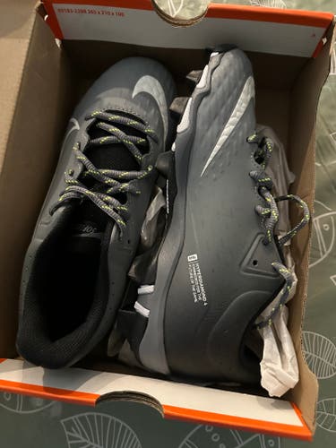 Gray Women's Size M 6.0 (W 7.0) Nike Low Top Hyperdiamond 4 Keystone Molded Cleats (New)