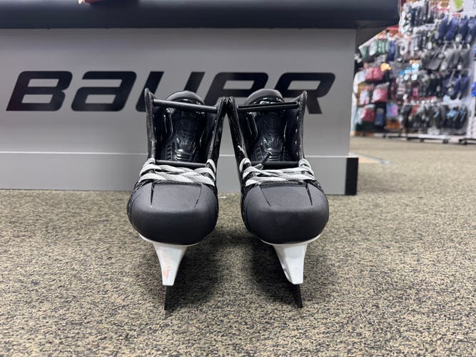 CCM Tacks XR90G Hockey Goalie Skates Regular Width 7 (New)