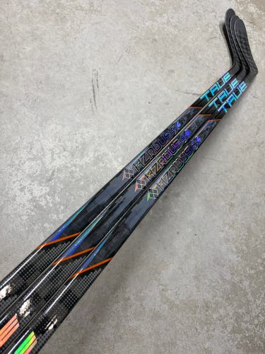 3 PACK 65 Flex P28 True Hzrdus 9x4 Senior Left Hand Hockey Stick (New) Pro Stock