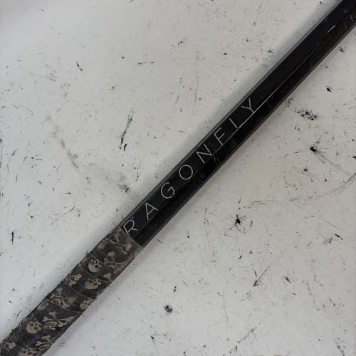 Epoch Dragonfly Lacrosse Shaft, 30"