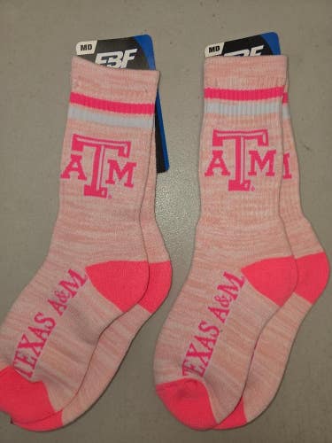 ST31 Mens NCAA TEXAS A&M AGGIES Lot of 2 Pair Crew Socks MEDIUM New