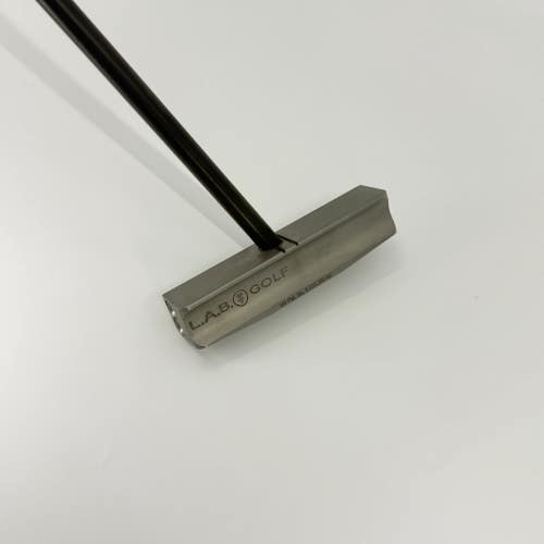 L.A.B. Golf B.2 Putter RH Blade 34 1/2" Used Graphite Golf Club