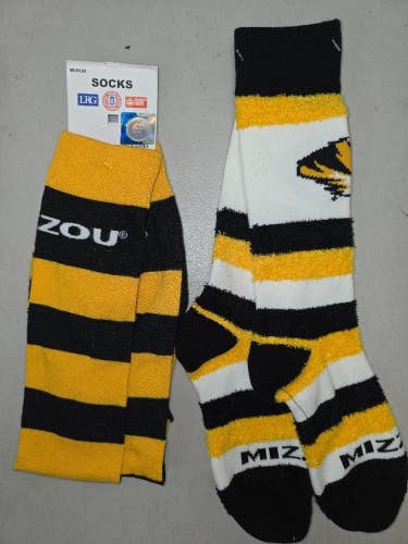 ST34 Mens NCAA MISSOURI TIGERS Lot of 2 Pair Crew Socks MEDIUM New