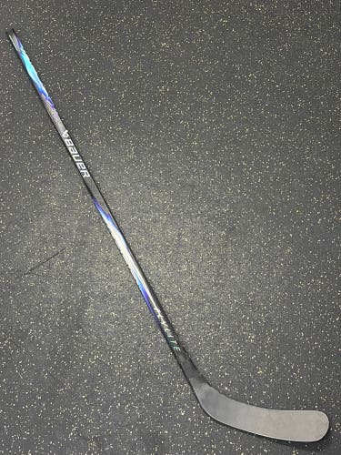 Junior Bauer Vapor Flylite Left Hand P92 30 Flex (New) Stick Item#CCF39