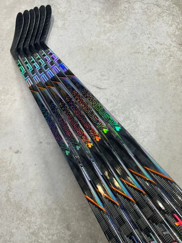 6 PACK 70 Flex Custom Kucherov P28M True Hzrdus 9x4 Senior Right Hand Hockey Stick Pro Stock (New)