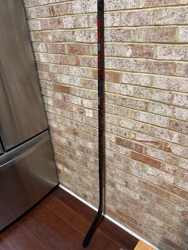 Senior Bauer AG5NT Right Handed Hockey Stick P92 82 Flex (Used)
