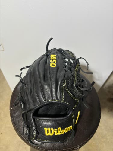 2024 Wilson A950 RH Infield Baseball Glove 11.75" (Used)