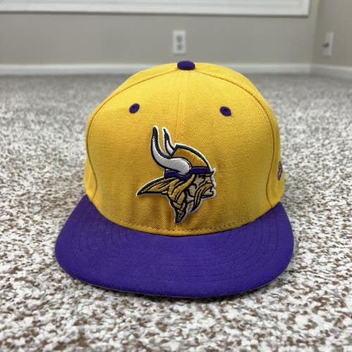 Minnesota Vikings Hat Cap Fitted Mens 7 5/8 Yellow Purple NFL Football New Era