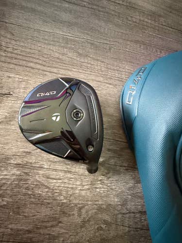 TaylorMade Qi4D 5-Wood 18 +HC Head Only MINT