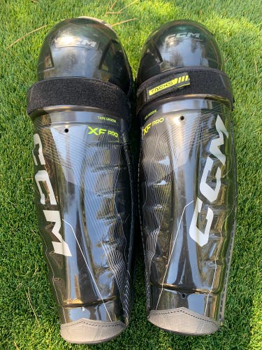 CCM Tacks XF Pro Shin Pads Senior 17" *Read Full Description*