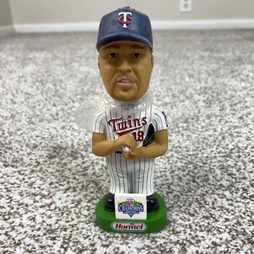 Vintage Minnesota Twins Bobblehead Eddie Guardado Central Champions MLB Baseball