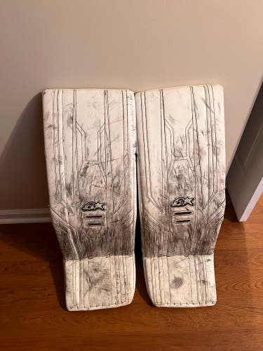 33" Brian's Optik 3 Goalie Leg Pads (Used)