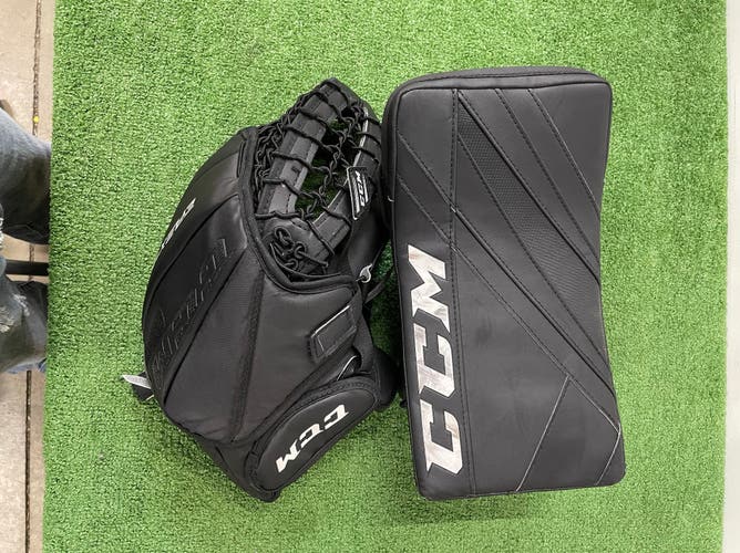 CCM Extreme Flex E5.5 Goalie Glove & Blocker | Intermediate Regular