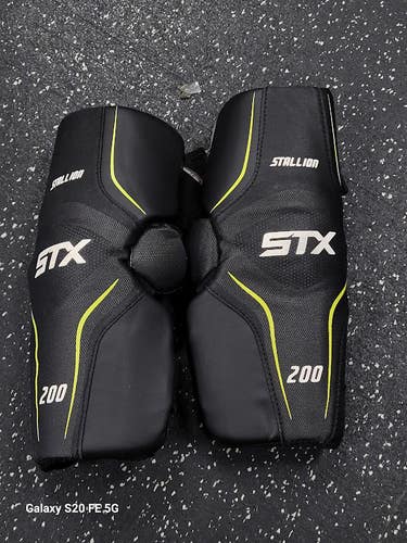 Used STX STALLION 200 Lacrosse Arm Pads/Guards Black MD 11849-S000044813