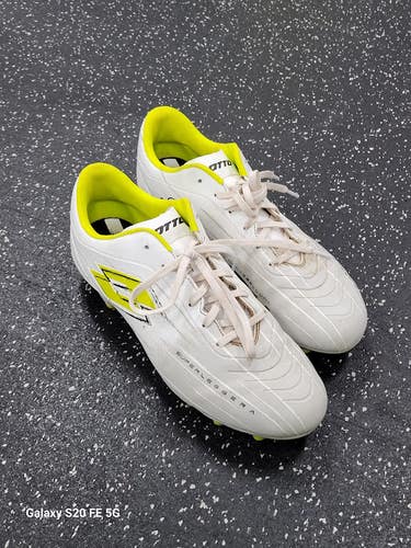 Used Lotto Soccer Cleats White Youth 08.5 11849-S000044840