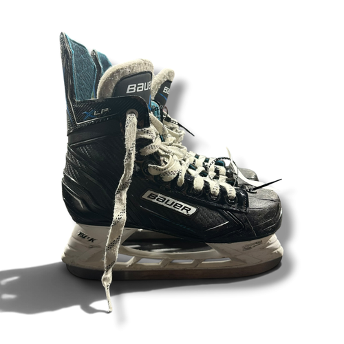 Used Bauer LXP Junior Hockey Skate Junior 04.5 11375-S000382413