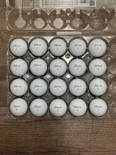 20 Titleist Pro V1x Golf Balls - 2025-2026 Model, 5A MINT CONDITION ONLY