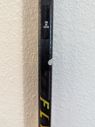 Bauer VAPOR FLYLITE Hockey Stick LEFT P28 55 flex Intermediate D1 Pro Stock