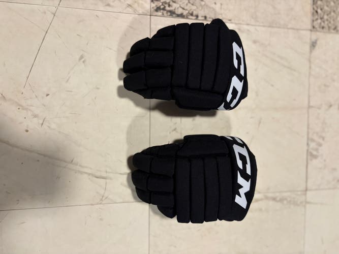 CCM LTP Gloves 10" (Used)