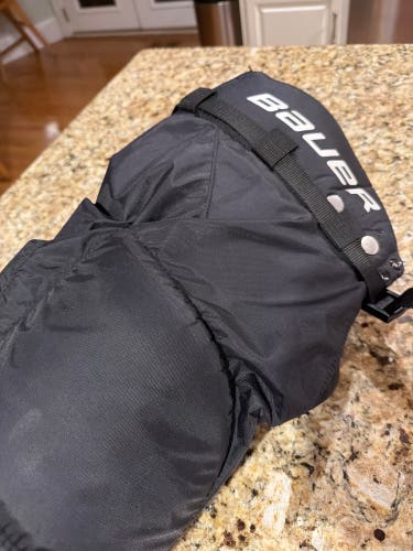 Youth Medium Bauer Lil Sport Hockey Pants (Used)