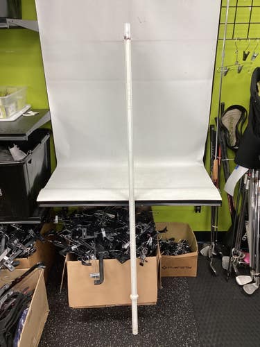 Used Maverik CALIBER Mens Def/LSM LAX Shaft White 11851-S000053403
