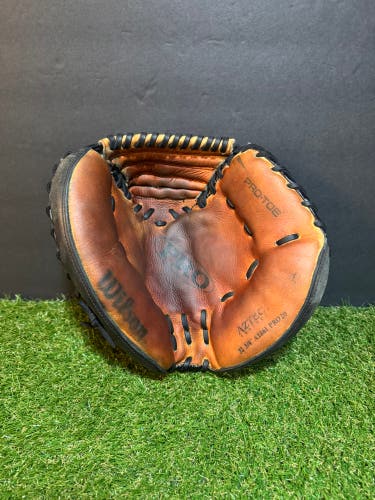 1995 Wilson A1861 PRO20 RH Catcher's Baseball Glove 32.75" (Used)