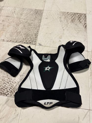 Large Youth CCM LTP Shoulder Pads (Used)