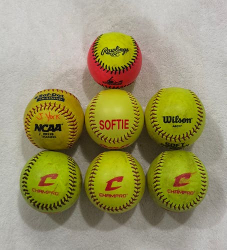 Softball (soft ) 7 pack   11" (Used)