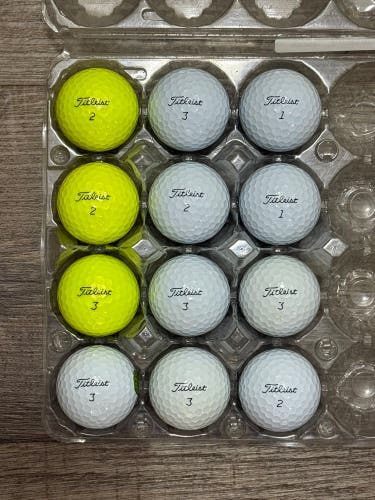 12 Titleist AVX Golf Balls - 5A MINT CONDITION