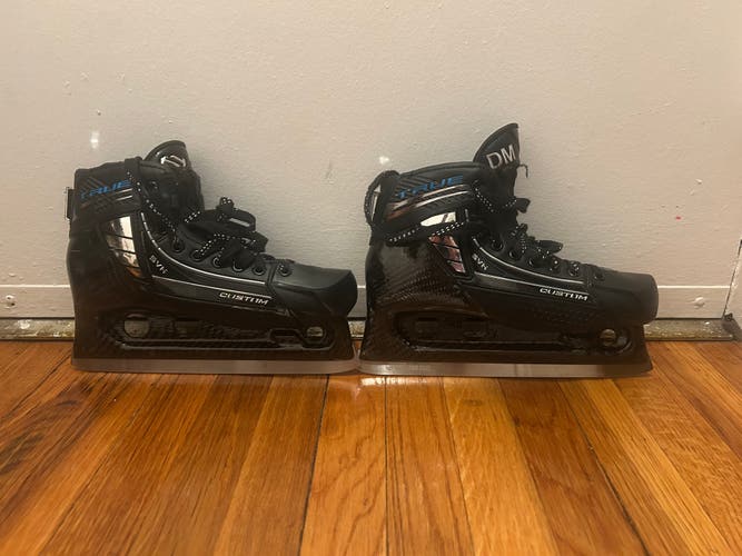 2025 True One Piece Hockey Goalie Skates Regular Width 7 (Used)