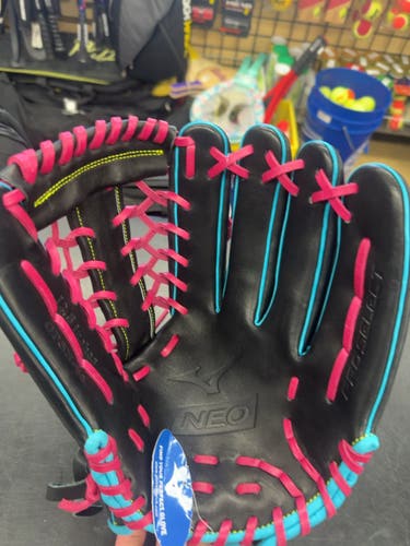 Mizuno Pro Select Neo 12.5" Baseball Glove GPSN-70