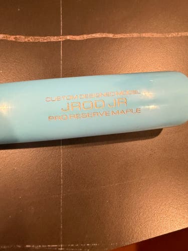 Victus Julio Rodriguez "J-Rod" Pro Reserve Maple Bat 31" (Used)