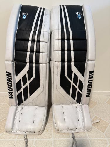 36" Vaughn Ve8 Pro Regular Goalie Full Set (Used)