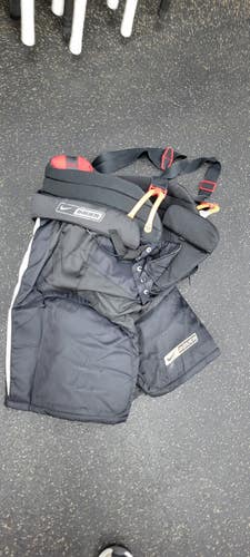 Used Bauer XX LITE Senior Pant Black MD 11497-S000162030