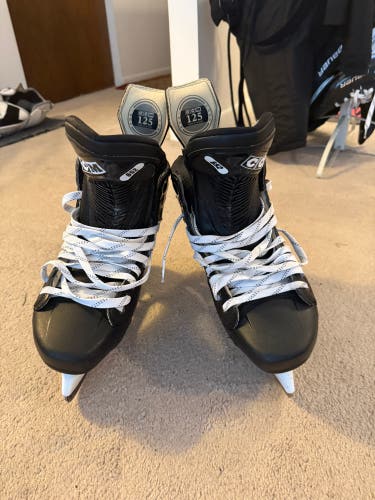 Black/White 2024 CCM Tacks XF 652 Pro Hockey Skates Regular Width 9.5 (Used)