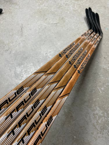 5 PACK 105 Flex P92 True Hzrdus 9x4 Senior Left Hand Hockey Stick Pro Stock (New) RARE! Wood Graphic