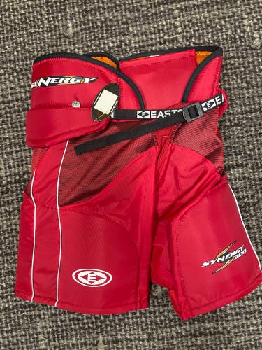 Junior Small Easton Synergy 300 Hockey Pants (New)
