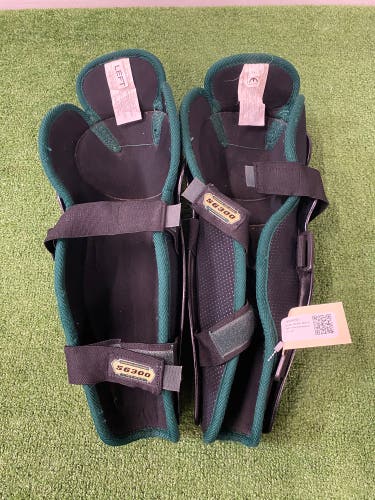 Bauer SG300 Shin Pads | Intermediate Size 13"