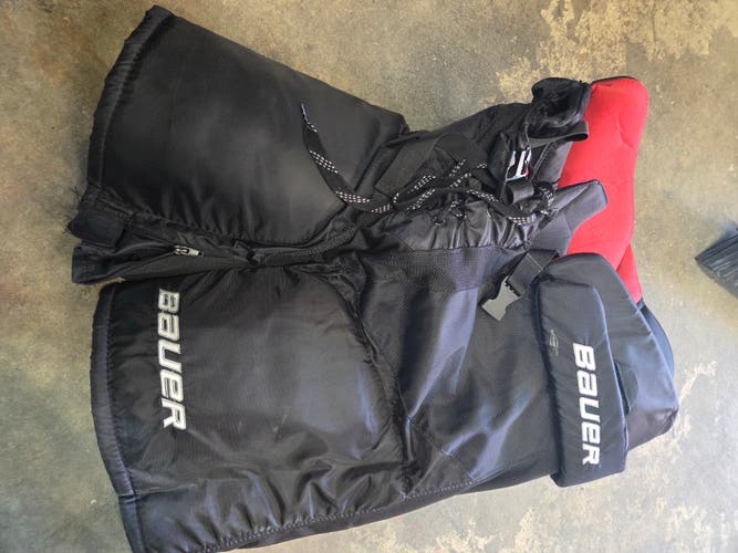 Men's Intermediate Small Bauer Vapor X Velocity Hockey Pants (Used)