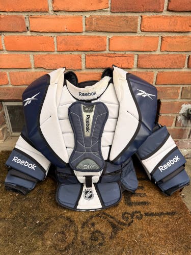 Large Reebok 9K Goalie Chest Protector (Used)