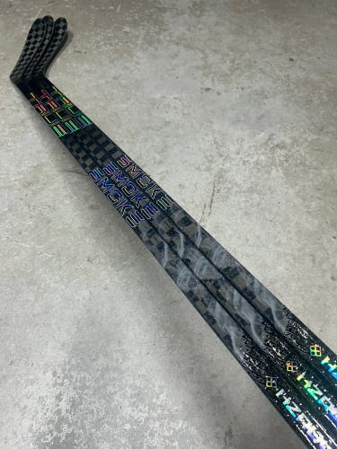 3 PACK 70 Flex Custom P28 True Hzrdus Smoke Senior Right Hand Hockey Stick Pro Stock (New)