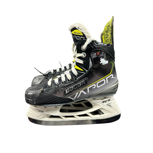 Used Bauer VAPOR 3X Intermediate Hockey Skate Intermediate 3.5 11375-S000382958