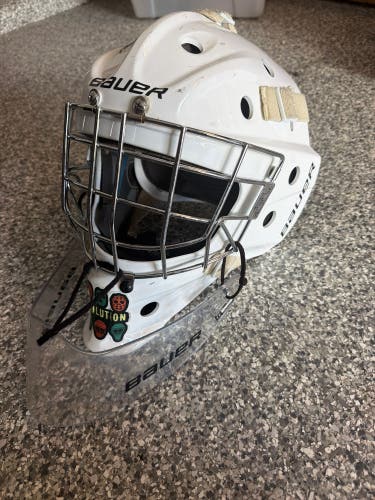 Medium Bauer 930 Goalie Mask (Used)