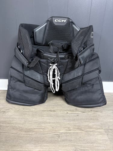 CCM Axis XF Goalie Pants - Black SR