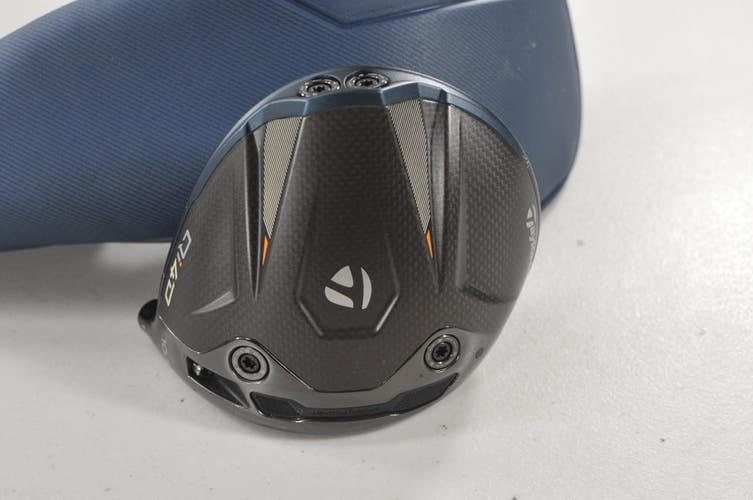 TaylorMade Qi4D 10.5* Driver HEAD ONLY Right with Cover #225107