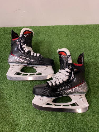 Bauer Vapor 3X Hockey Skates | Intermediate Size 4.5 (Fit 3)