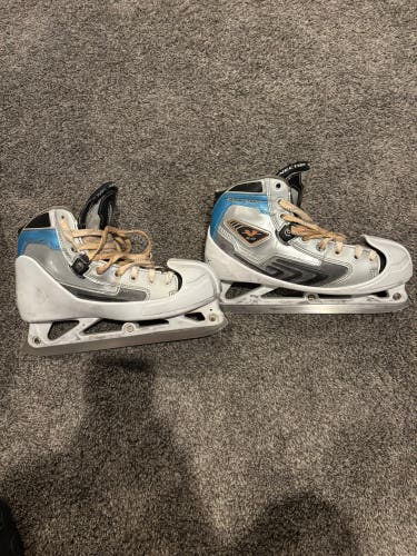 2007 CCM Vector 6.0 Hockey Goalie Skates Wide Width 8 (Used)